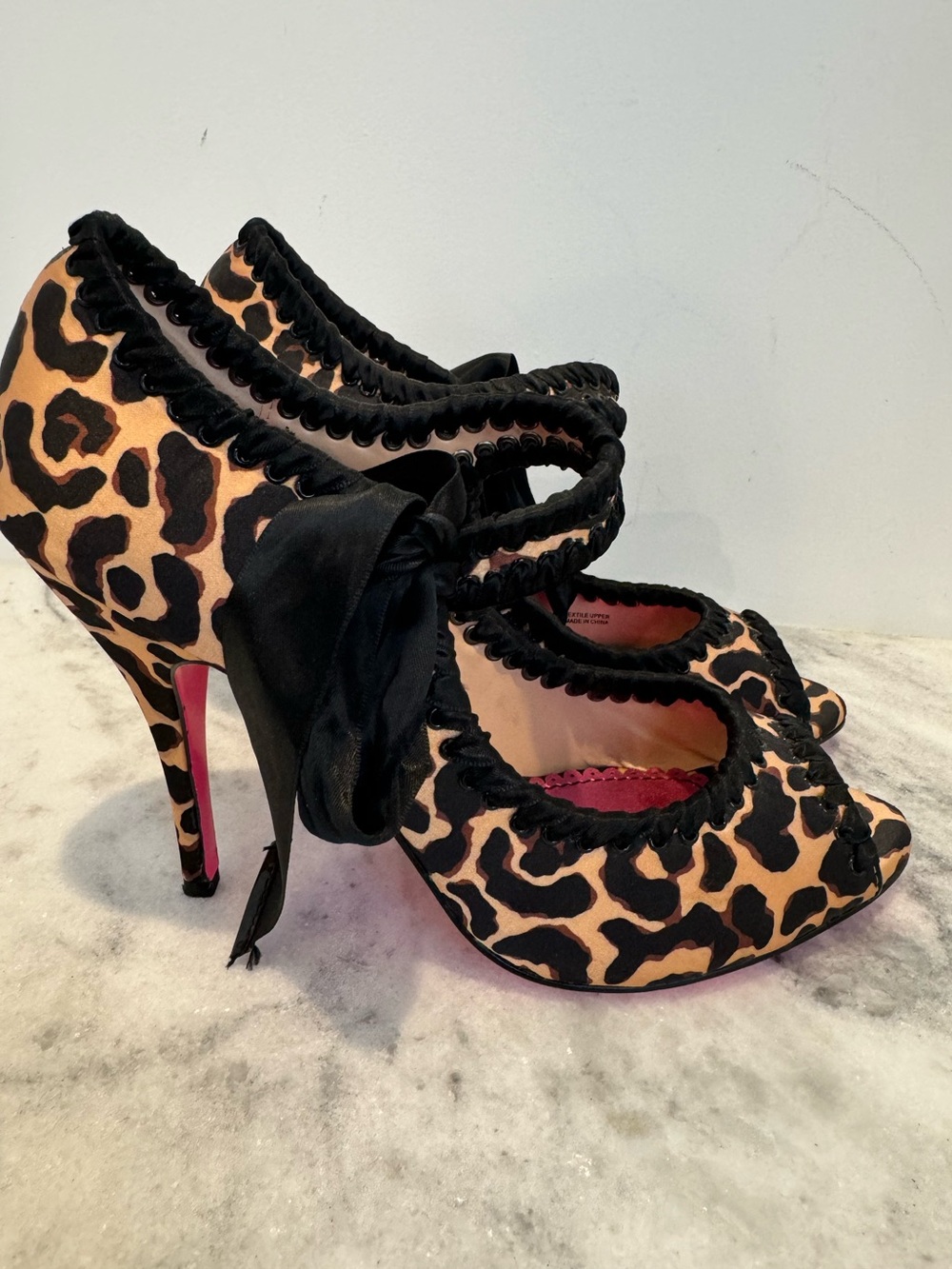 Vintage Betsey Johnson Leopard Print Peep Toe Heels with Satin Strap Size 8